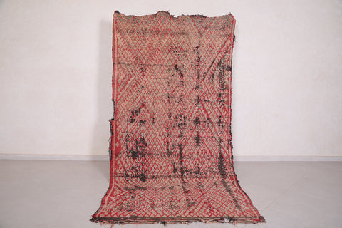 Old berber handmade moroccan rug - 4.8 FT X 9.6 FT
