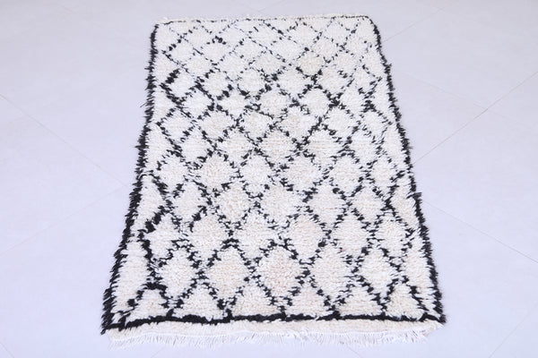 Handwoven Moroccan rug 2.2 x 5.8 ft | Classic black and white design