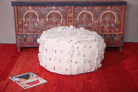 Round berber moroccan kilim handwoven pouf