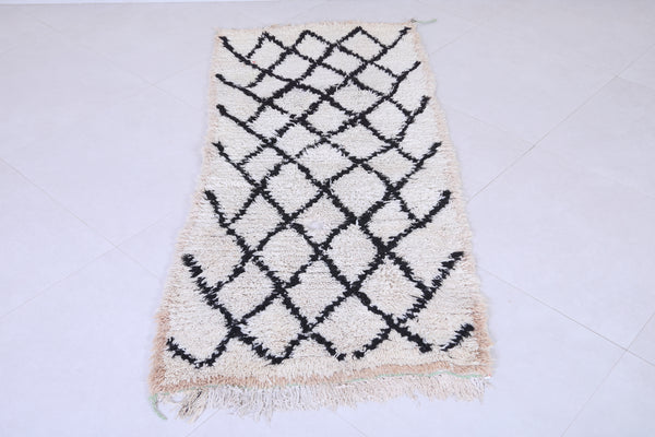 Handwoven Moroccan rug 2.5 x 5.7 ft | Modern diamond pattern design