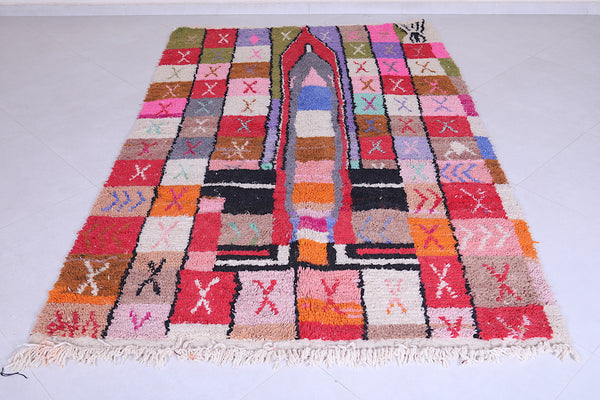 Handmade Moroccan rug – 5.2 x 8.4 Feet