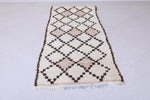 Elegant Moroccan Berber Rug – 2.8 x 6.3 ft, Neutral Diamond Pattern