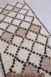 Elegant Moroccan Berber Rug – 2.8 x 6.3 ft, Neutral Diamond Pattern