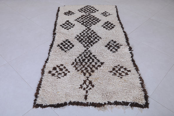Handwoven Moroccan rug 2.7 x 6.6 FT | Classic geometric design | Wool accent