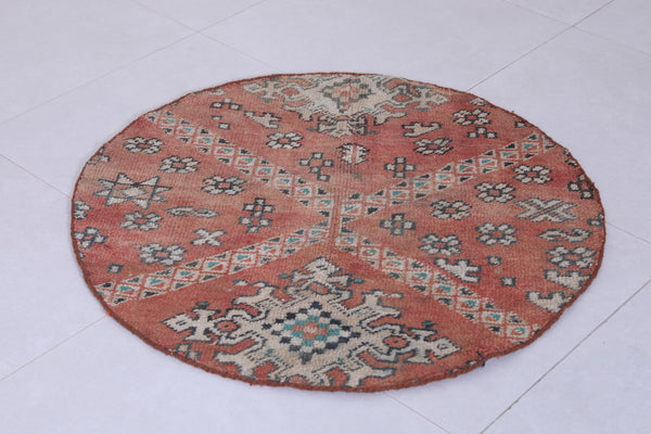 Vintage Moroccan round rug – 3.1 ft, handcrafted with traditional patterns