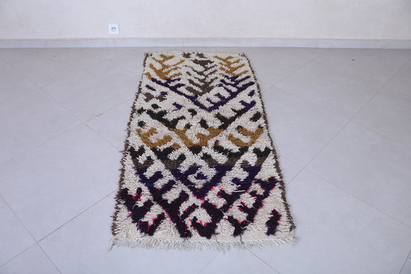 Handwoven Moroccan rug 2.7 x 5.9 FT | Abstract tribal design
