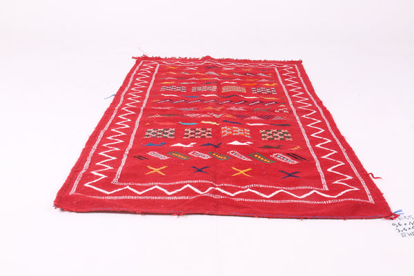Handwoven red berber kilim 3.1 FT x 5.3 FT – Authentic Moroccan tribal design