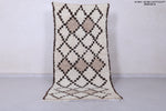 Elegant Moroccan Berber Rug – 2.8 x 6.3 ft, Neutral Diamond Pattern