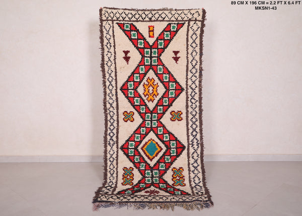Vintage handmade Moroccan berber rug - 2.2 FT X 6.4 FT