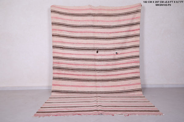 Handwoven berber Moroccan rug | 5.9 FT X 9.7 FT